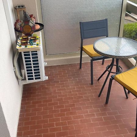 Joli Studio Vue Mer, Piscine, Tennis, Parking Antibes Buitenkant foto